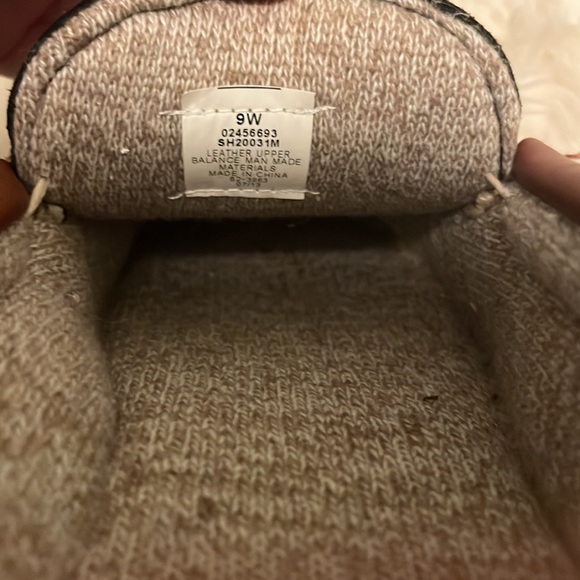 Cabelas Brown Leather Moccasin Slipper - Picture 2 of 4